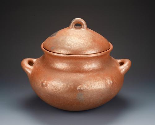 Bean pot with lid