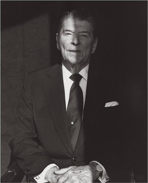 Ronald Reagan, Los Angeles (b)