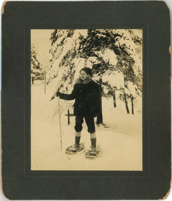 Snowshoer