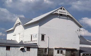 R. Lloyd White Barn