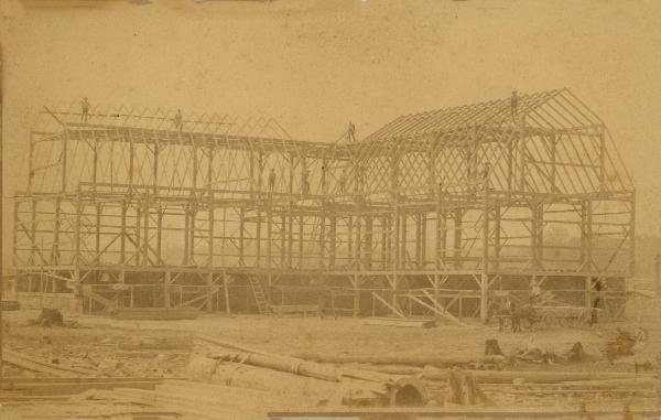 Construcion of a Barn