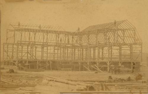 Construcion of a Barn