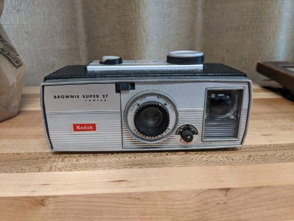 Kodak Brownie Super 27 (127mm)