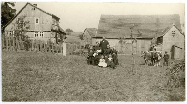 Family, Hudson N.Y. 1890's