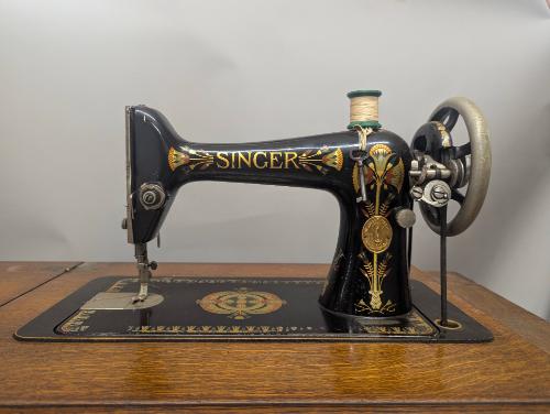 Singer Model 66 Sewing Machine