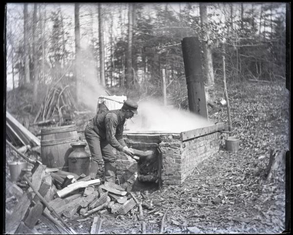 Henry Dorn Boiling Sap- Firing Up