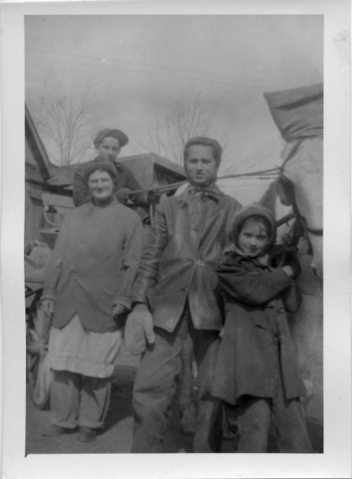 Dezemo family with Horse.