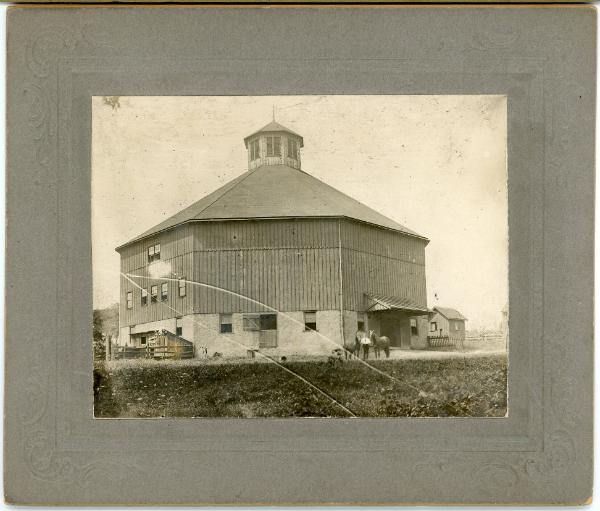 Octagonal Barn