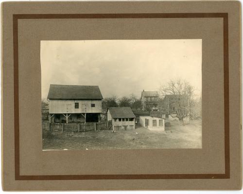 Large Barn with Overhang (2)