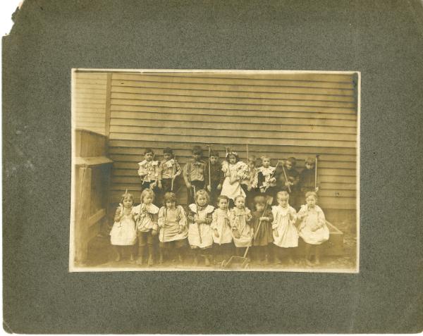 Children's Gardener Group