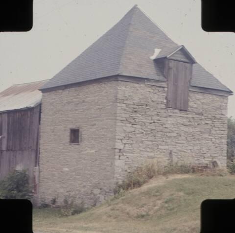 Stone Hop Barn