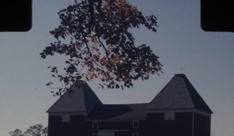 Barn with Two Hop Kilns