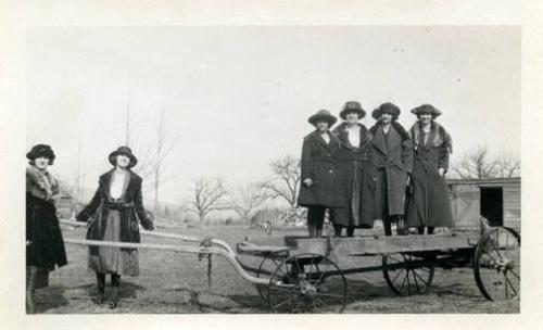 Van Kluck Girls with Friends 
