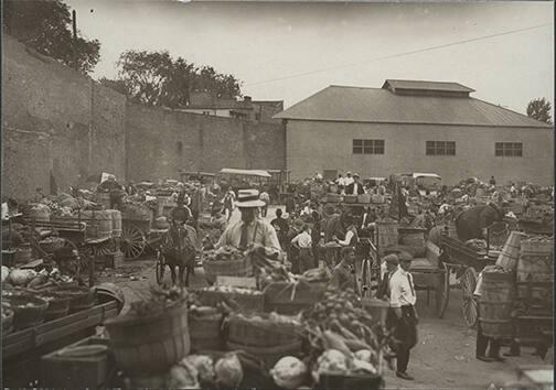 Farmers' Market