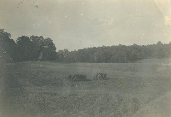 Manure Spreader at Duroe-Dell Farm