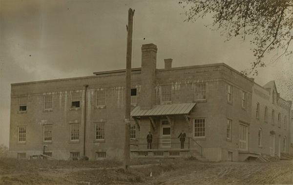 Windmer Winery Building