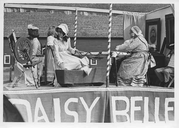 Bicentennial Celebration and Parade: Daisy Belles Float