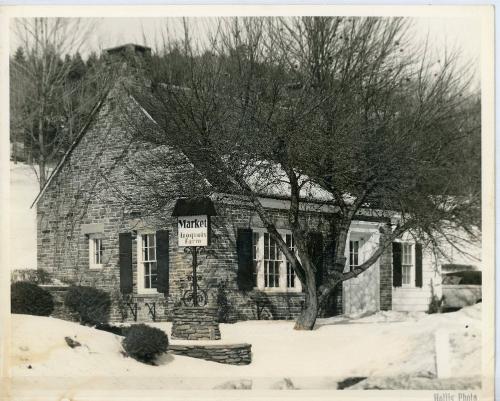 Iroquois Farm Market