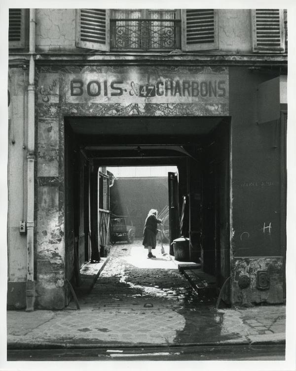 Courtyard Rue Vercing’toria, Paris, 1950